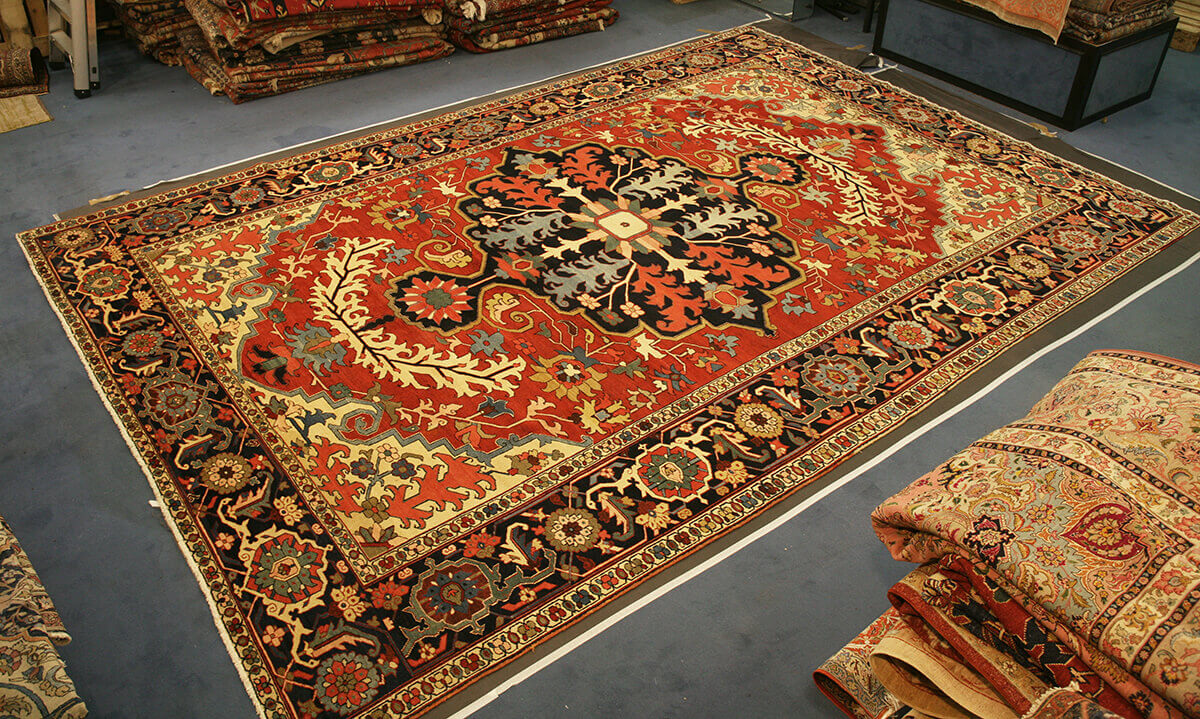 Antique Persian Heriz Serapi Carpet n°:25520200
